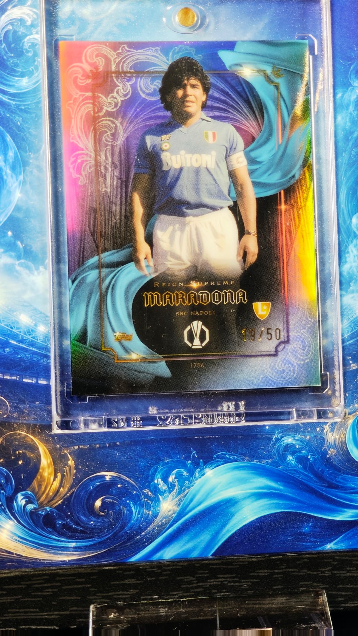 Diego Maradona Reign Supreme 19/50 – innrammet Napoli-kort ⚽👑