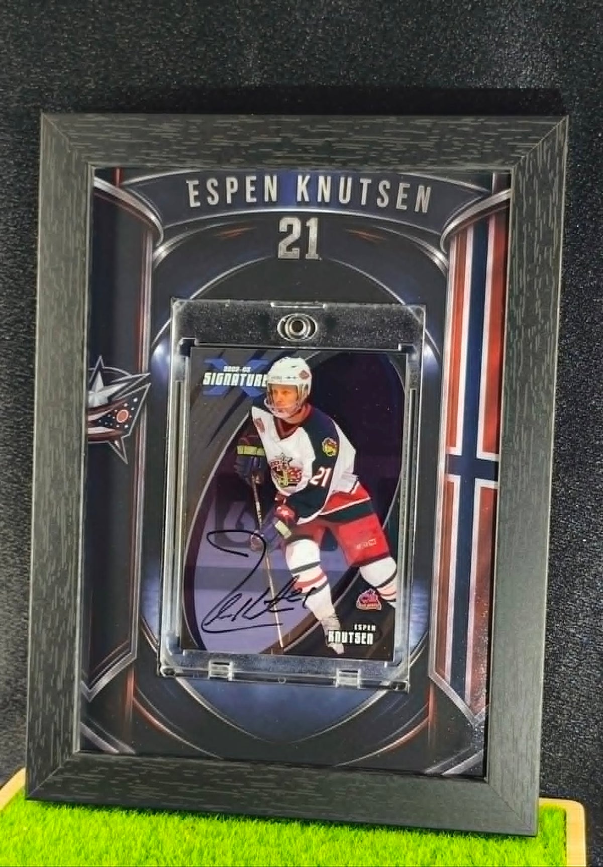 Espen Knutsen SIGNERT kort – On-Card autograf i eksklusiv ramme | Hockey